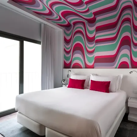 Mate Carla, Hotel Barcelona