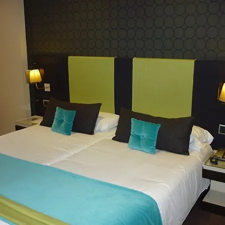 Mate Carla, Hotel Barcelona