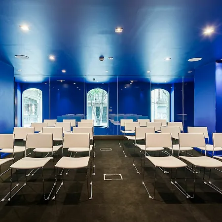 Mate Carla, Barcelona