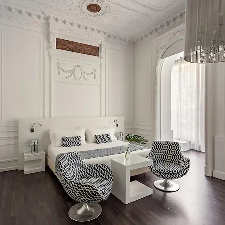 Mate Carla, 호텔 4*