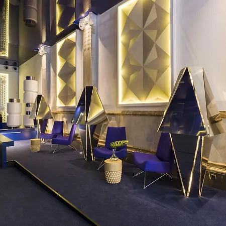 Mate Carla, 4* Barcelona